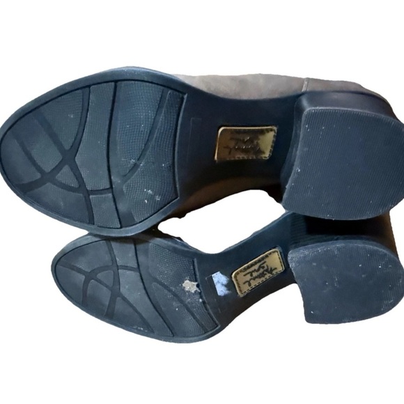 Women's Brown Ankle Boots - Picture 5 of 7